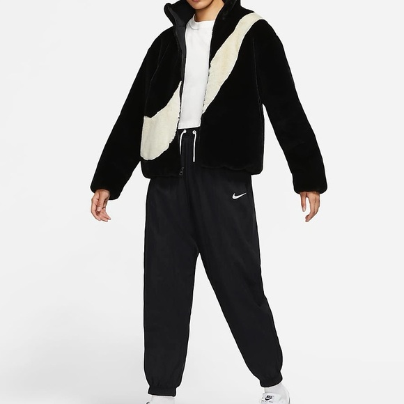 NEW Nike Sportswear Plush Faux Fur Teddy Sherpa Jacket 'Fossil' Women’s Size M - Picture 6 of 10